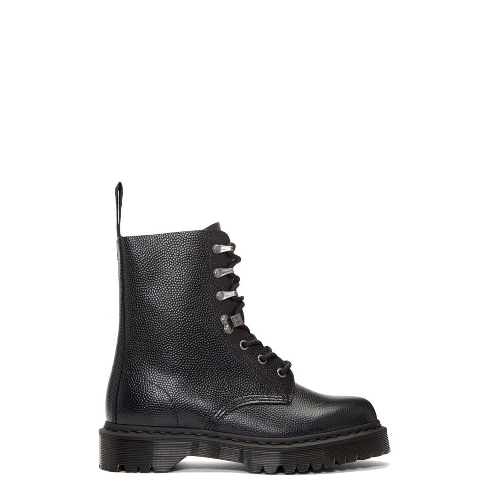 DR. MARTENS BLACK PEBBLE PARA BOOT, SIZE: 10 US / 9 UK